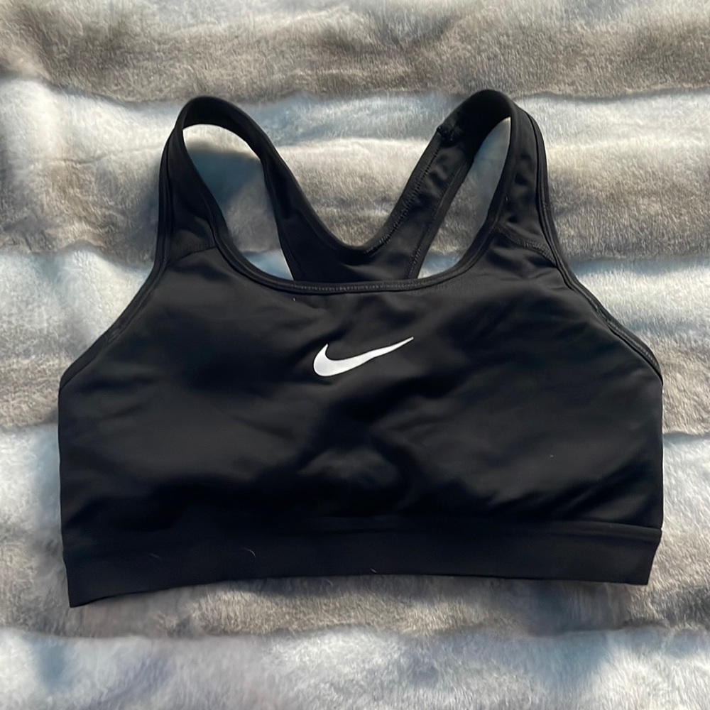 Black Nike sports bra . size small